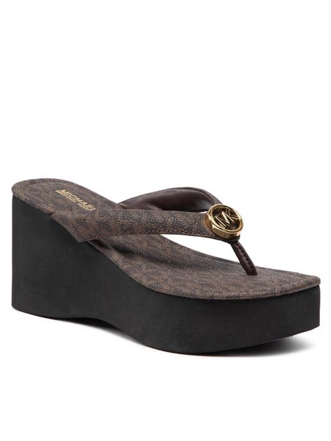 michael kors flip flops braun